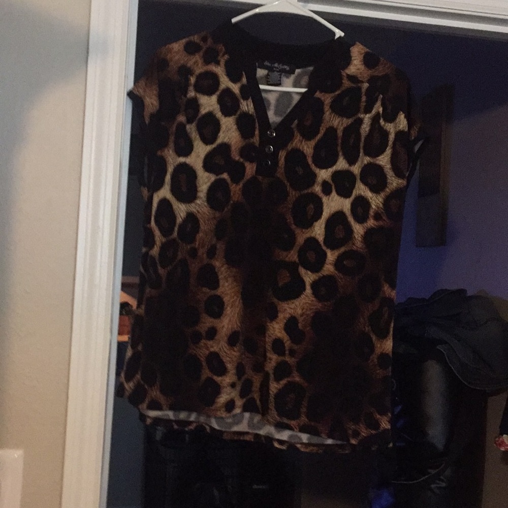 Tiger top